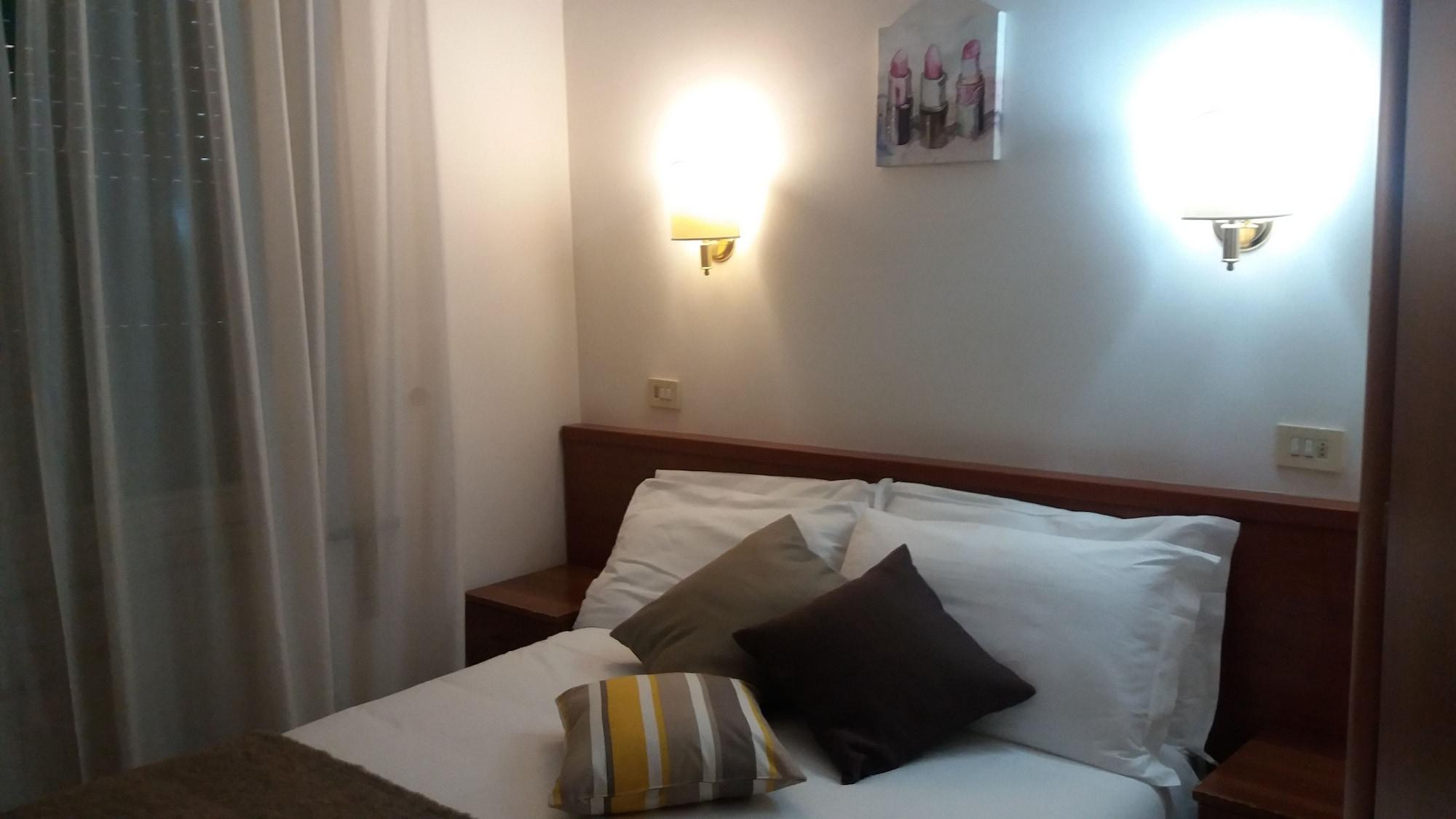 Hotel Galeno Rome Exterior photo