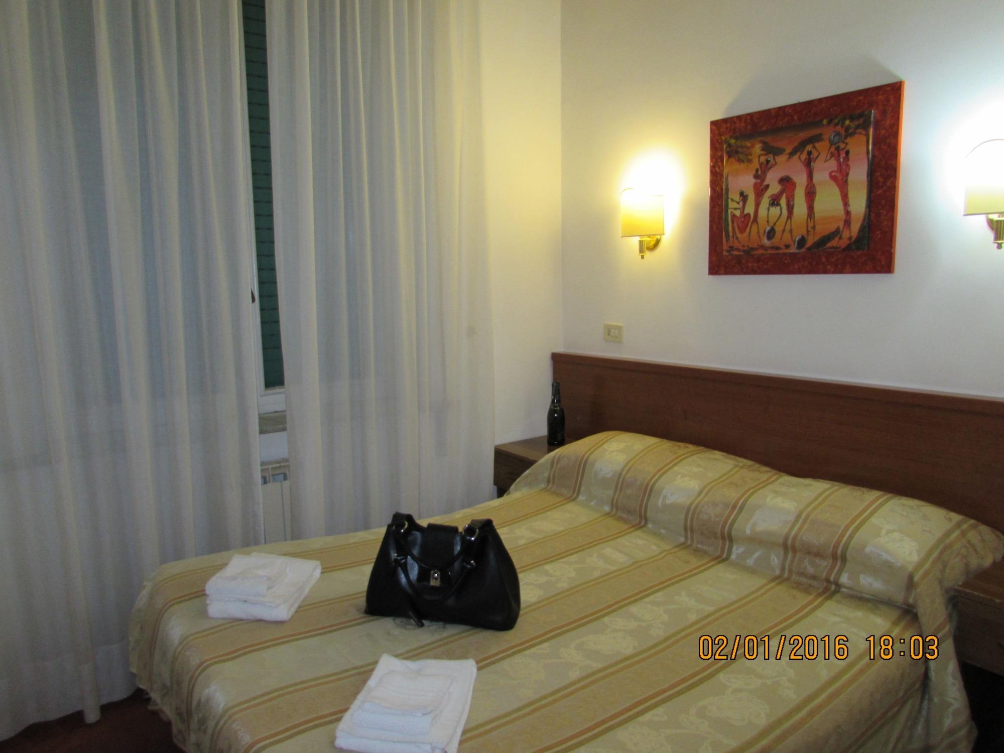 Hotel Galeno Rome Exterior photo